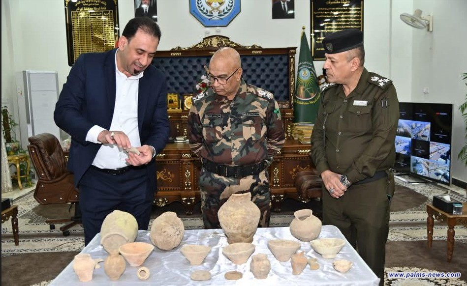 بالصور: شرطة الآثار تكشف عن 20 قطعة أثرية نادرة في شمال الناصرية